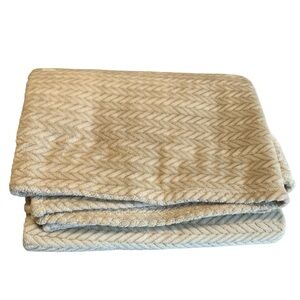 Elle Decor Cream Herringbone velvet throw Blanket soft